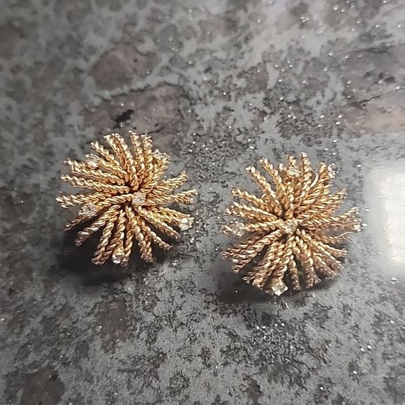 bergere Jewelry - Vintage Signed Bergere Gold Tone Fireworks/Starburst  Clip On Earrings